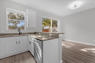 9450 Silver Buttonwood St in Orlando, FL - Building Photo - Building Photo