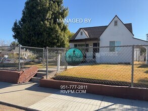 2510 Lime St in Riverside, CA - Building Photo - Building Photo