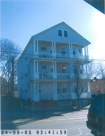 101 Warren Ave, Unit 1 in East Providence, RI - Building Photo