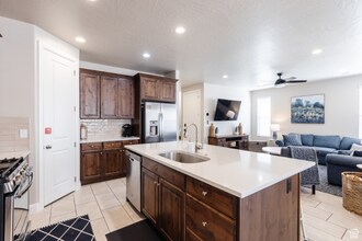 273 N Puerta Dr in Washington, UT - Building Photo - Building Photo