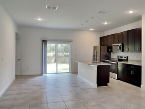 8809 N Sandree Dr in Citrus Springs, FL - Building Photo - Building Photo