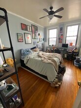378 Riverway, Unit 5 in Boston, MA - Foto de edificio - Building Photo