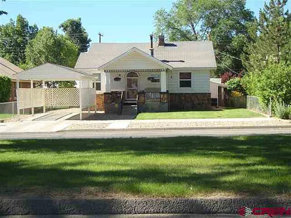 219 E Montezuma Ave in Cortez, CO - Building Photo