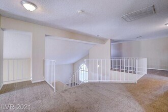 115 Hanover Dr in Henderson, NV - Building Photo - Building Photo