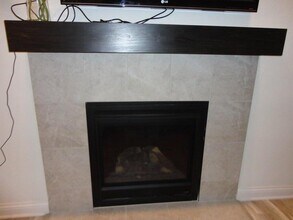 4796 S Lynn Dr in New Berlin, WI - Foto de edificio - Building Photo