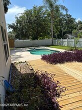 1815 Kings Ct in Jacksonville Beach, FL - Building Photo - Building Photo