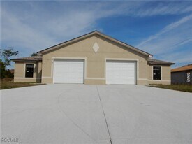 530 SE 6th St in Cape Coral, FL - Building Photo
