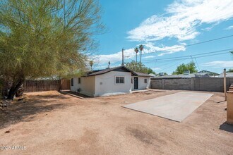 744 W Coolidge St in Phoenix, AZ - Building Photo - Building Photo