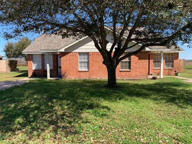 property at 212 Hunters Ln