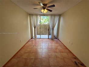 8931 NE 4th Avenue Rd in Miami Shores, FL - Building Photo - Building Photo