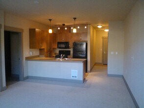 1880 25th Ave NE in Issaquah, WA - Building Photo - Building Photo
