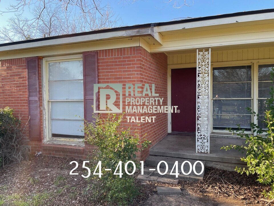 3719 Parkwood St in Waco, TX - Building Photo