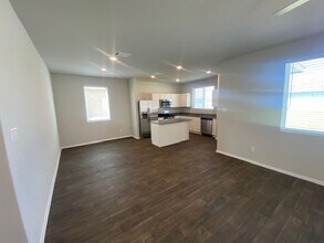 133 Keltic Dr in Kyle, TX - Building Photo - Building Photo