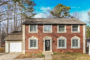 5571 Dove Trce in Norcross, GA - Building Photo