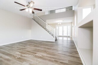 8218 W Lumbee St in Phoenix, AZ - Building Photo - Building Photo