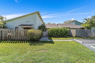 431 Jupiter Lakes Blvd in Jupiter, FL - Building Photo - Building Photo