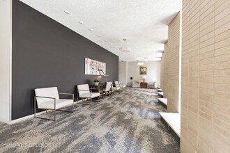 3950 N Lake Shore Dr in Chicago, IL - Building Photo - Building Photo