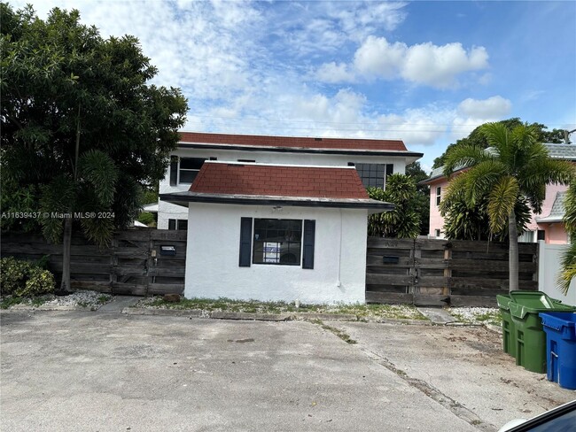 1127 N Andrews Ave in Fort Lauderdale, FL - Foto de edificio - Building Photo