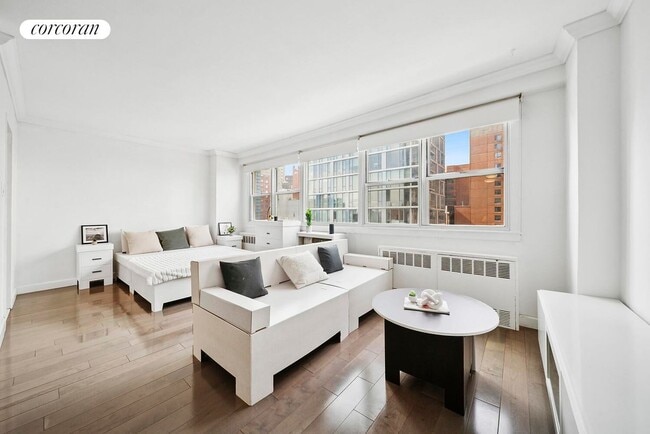 111 3rd Ave in New York, NY - Foto de edificio - Building Photo