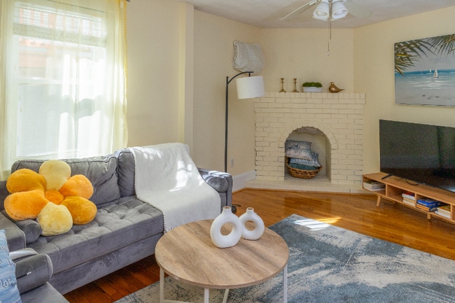 85 Beach Rd in Winthrop, MA - Foto de edificio - Building Photo