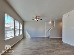 4105 Asher Alley in Saint Hedwig, TX - Building Photo - Building Photo