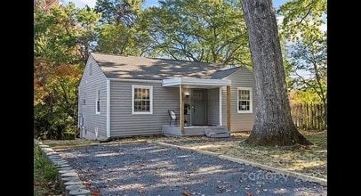 232 Keswick Ave in Charlotte, NC - Building Photo - Building Photo