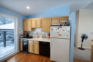 2470 Crooked Lake Rd in Chelsea, MI - Building Photo - Building Photo