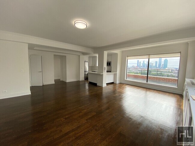 BEEKMAN PLACE in New York, NY - Building Photo - Building Photo