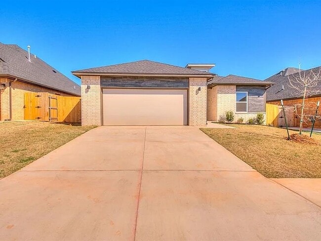 property at 11709 S Mustang Rd