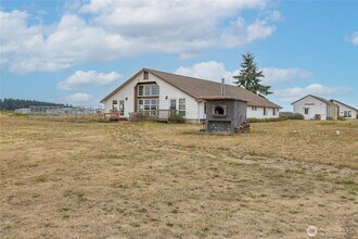 180 Parker Rd in Coupeville, WA - Building Photo - Building Photo