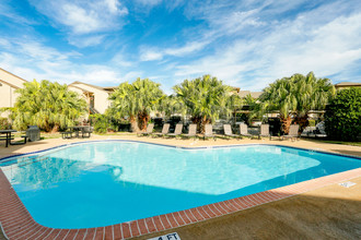 Gables at Richmond Apartments in Houston, TX - Foto de edificio - Building Photo