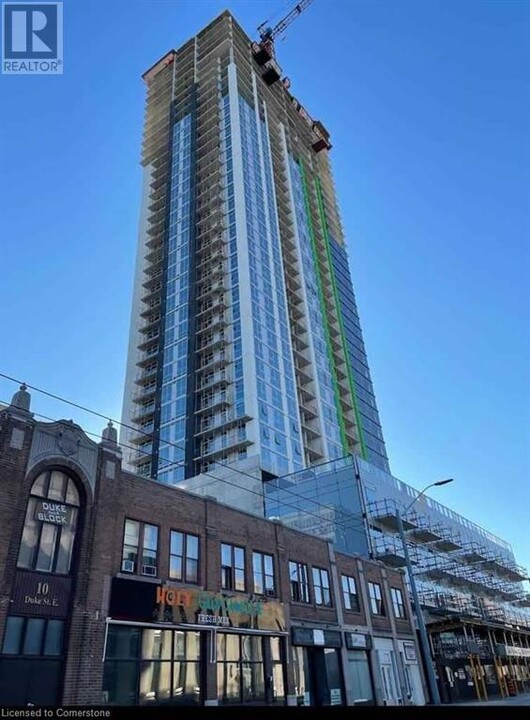 60 Frederick St in Kitchener, ON - Building Photo