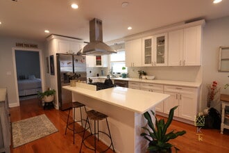 1495 Hyde Park Ave, Unit #1 in Boston, MA - Building Photo - Building Photo