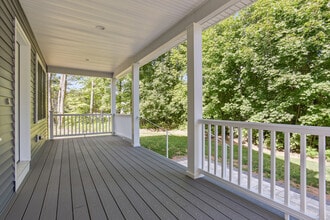3656 Whitney Ave in Hamden, CT - Building Photo - Building Photo