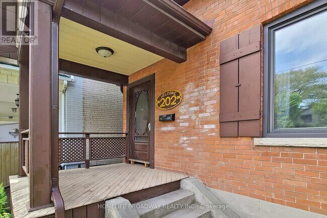 202 Scarborough Rd in Toronto, ON - Building Photo - Building Photo