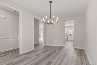 7001 Summerlin Dr in Fayetteville, NC - Building Photo - Building Photo