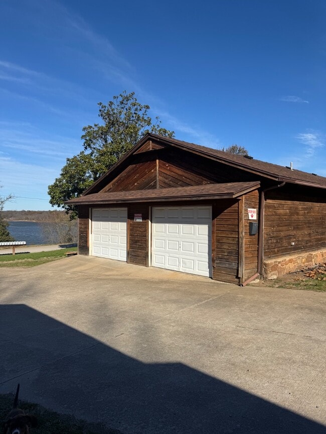 property at 72014 S 320 Ct