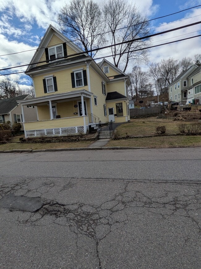 329 Stackpole St, Unit Apt 1, Unit Apt 1