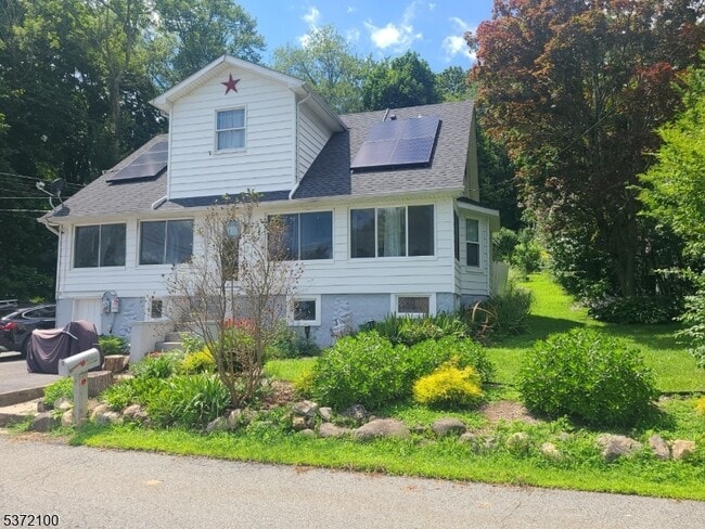 property at 2 Coursen St