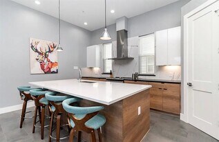 2239 Lovedale Ave in Dallas, TX - Building Photo