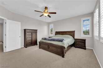 660 Thielson Summit Ln in Henderson, NV - Building Photo - Building Photo