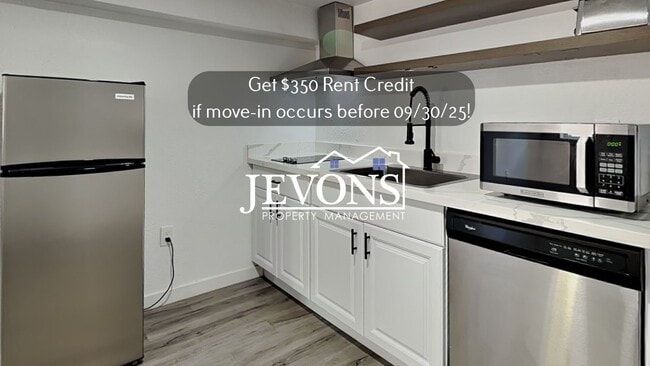 property at 630 N Skyline Dr