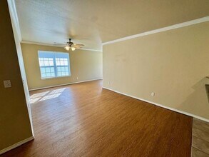 1605 Evening Shade Dr in Fayetteville, AR - Building Photo - Building Photo