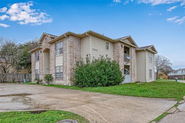 10112 Emerald Gln Ln photo'