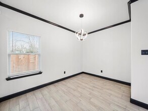 4737 Reed Rd in Houston, TX - Building Photo - Building Photo