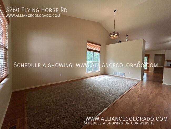 3260 Flying Horse Rd in Colorado Springs, CO - Building Photo - Building Photo