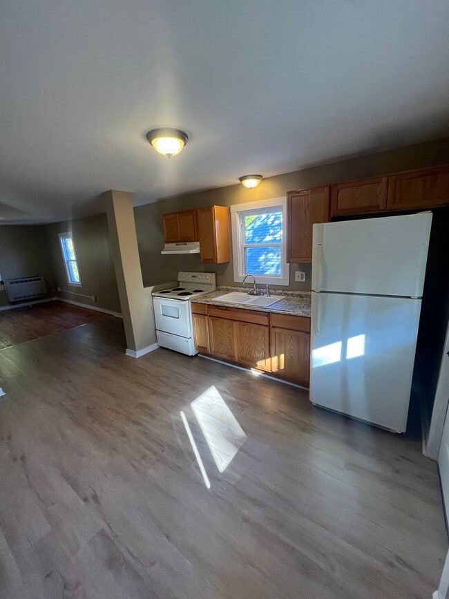 13 Park Pl in Waterville, ME - Foto de edificio - Building Photo