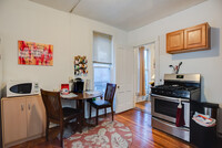 425 12th Ave SE, Unit #1 in Minneapolis, MN - Foto de edificio - Building Photo