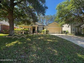 3176 Tower Oaks Dr in Orange Park, FL - Building Photo