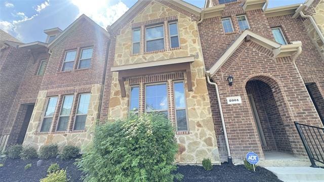 property at 2001 Buffalo Hill Dr